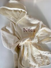 Baby badjas met naam bestellen?