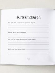 PinkPeach invulboek_Mijn-Babyjaar-Linnen-Taupe-binnenzijde-1