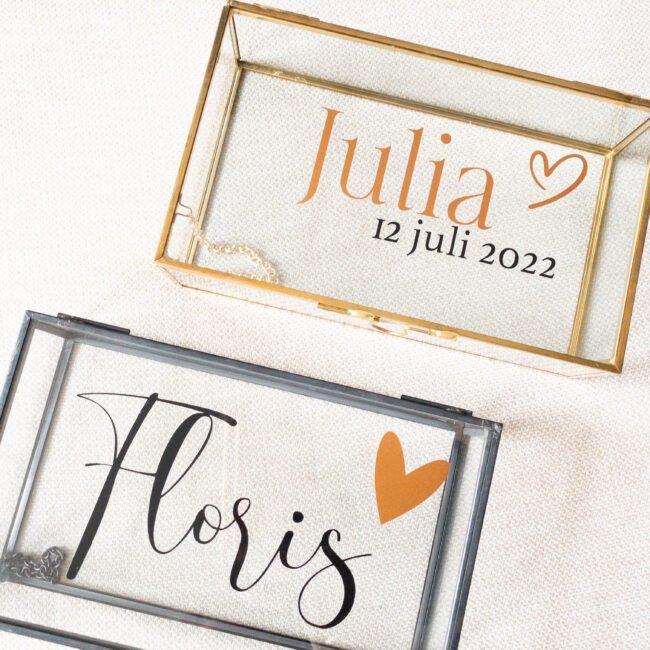 Glazen bewaardoos met naam bestellen?